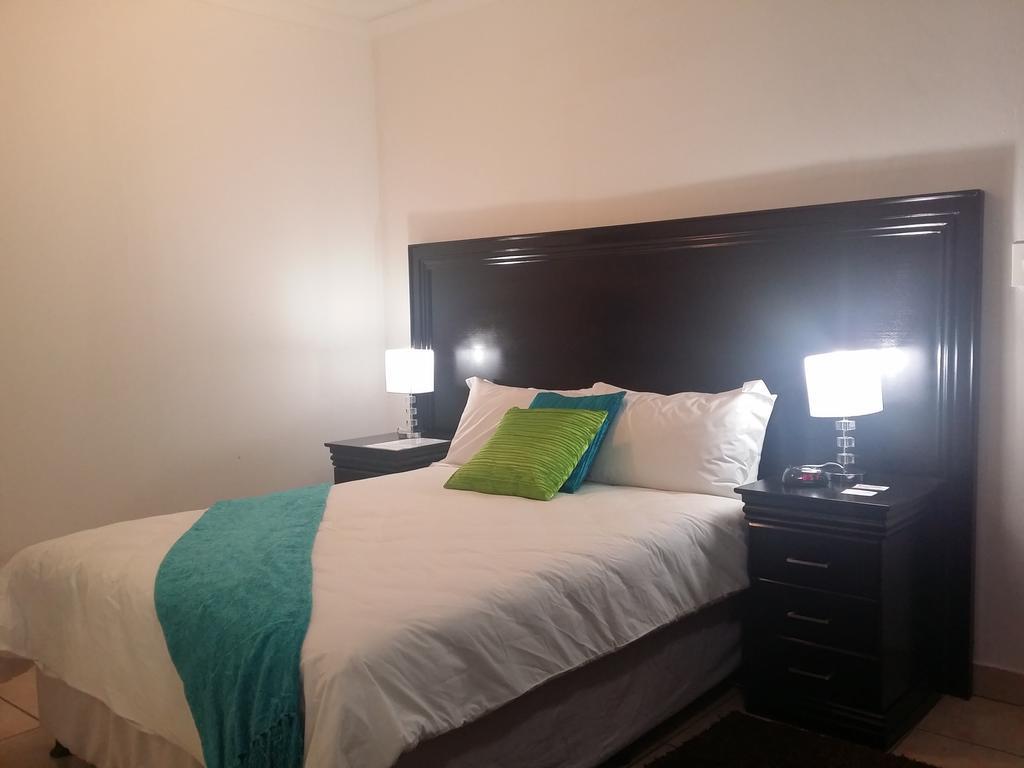 Alicia'S B&B Roodepoort Dış mekan fotoğraf