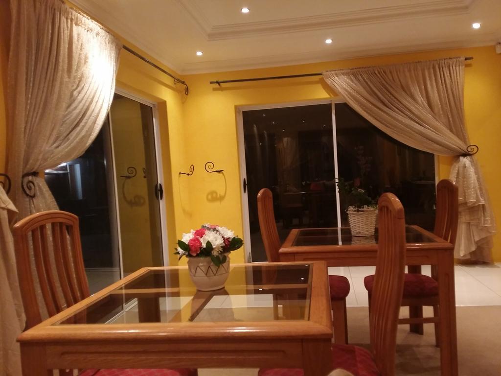 Alicia'S B&B Roodepoort Dış mekan fotoğraf