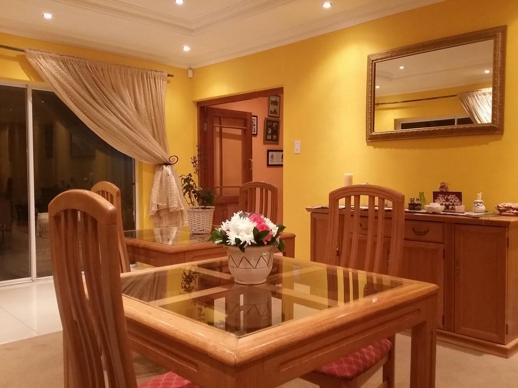 Alicia'S B&B Roodepoort Dış mekan fotoğraf