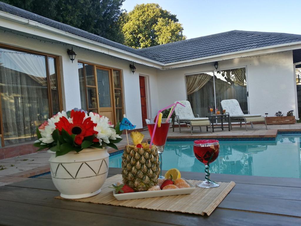 Alicia'S B&B Roodepoort Oda fotoğraf