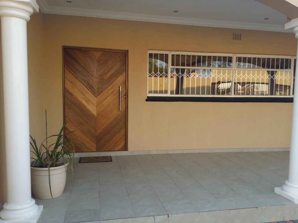 Alicia'S B&B Roodepoort Dış mekan fotoğraf
